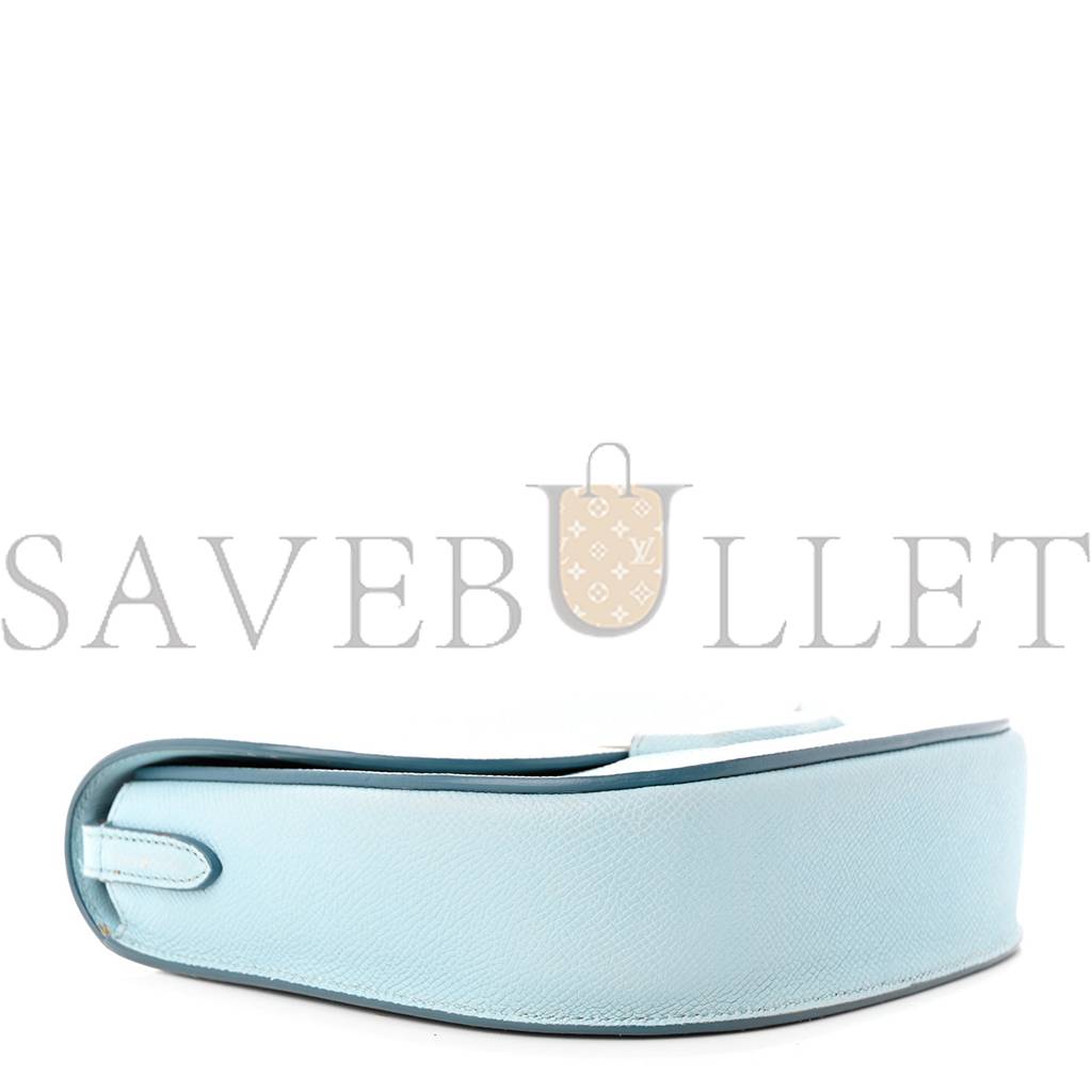 CELINE GRAINED CALFSKIN SMALL TROTTEUR PALE BLUE (18*17*4cm)